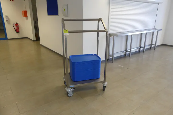 Hupfer Tablettwagen, mit Inhalt